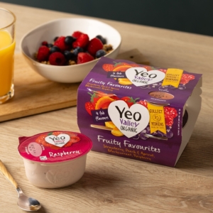 McQueens Dairies – Fresh Yeo Valley Fruity Favourites Organic Yogurt – 4 Pots Mixed 2 – mcqueensdairies.co.uk